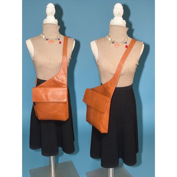 VTG Hobo International Side Pack Saddle Brown Leather Asymmetrical Crossbody Bag - Picture 3 of 10